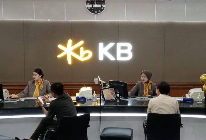 Kantor operasional pelayanan nasabah KB Bank. Era Baru! KB Bank (BBKP) Luncurkan Next Generation Banking System