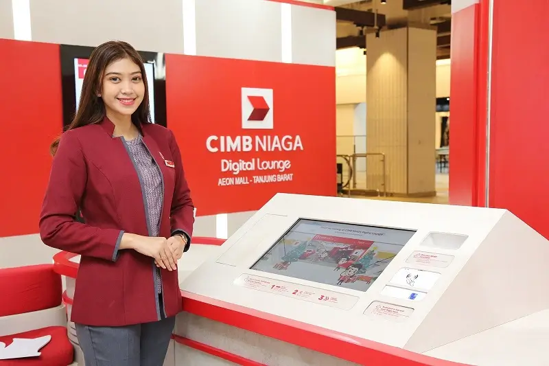 Salah saru palayanan perbankan di BNGA. Direktur Bank CIMB Niaga (BNGA) Mundur, Kenapa?