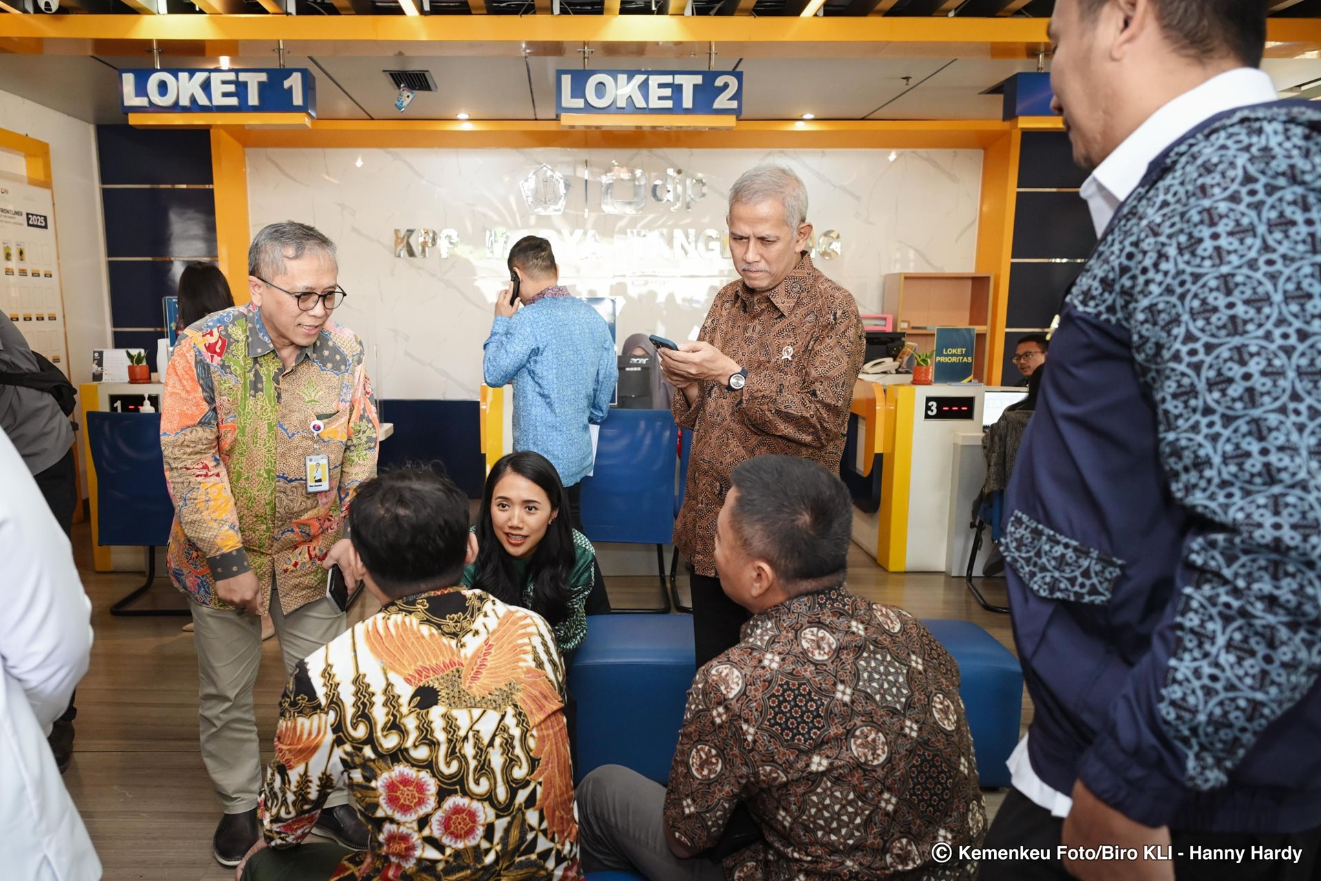 Komisi XI DPR RI bersama Wamenkeu Anggito Abimanyu, Jumat (14/3) meninjau langsung implementasi sistem Coretax yang telah diterapkan Ditjen Pajak Komisi XI DPR dan Wamenkeu Tinjau Implementasi Coretax di Tangerang