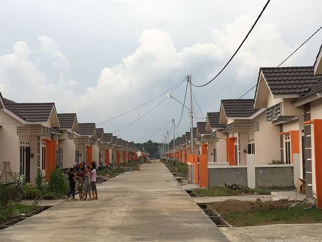 skema pembiayaan rumah untuk pedagang kecil masih memberatkan. Skema Pembiayaan Rumah untuk Pedagang Kecil Masih Memberatkan