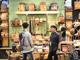 Ilustrasi pelaku UMKM. dok. Beritajakarta.id. Perluas Pasar, KBRI Amman Dorong Pelaku Ekspor UMKM Masuk Yordania