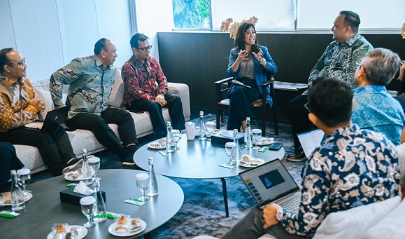 Microsoft Kucurkan Rp27 Triliun untuk Kembangkan AI di Indonesia