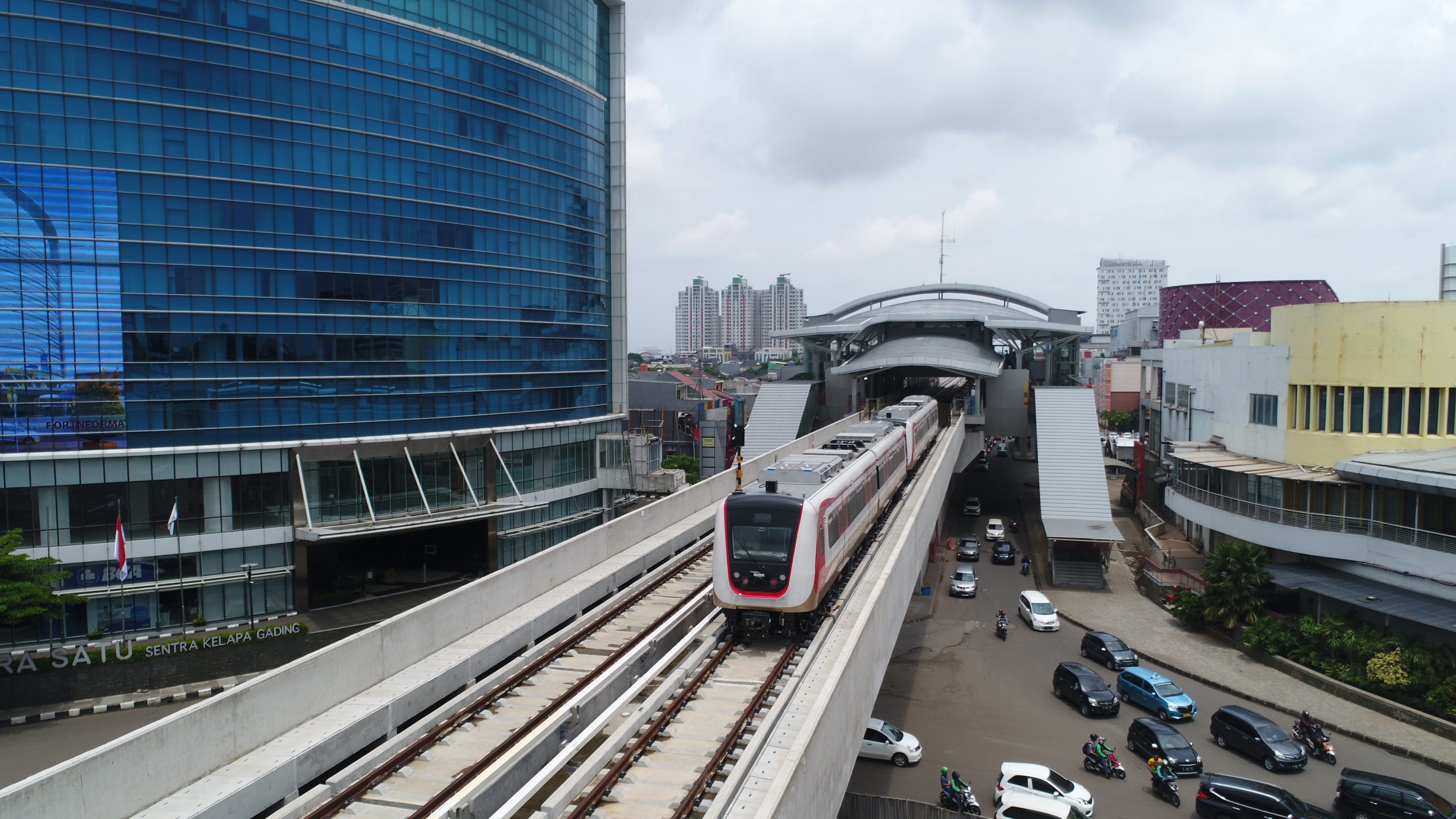 Manjakan Kaum Hawa, WSKT Kebut LRT Fase 1B Rp4,1 TriliunĀ