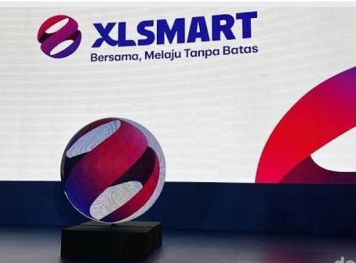 Logo baru hasil merger XL Axiata dan Smartfreen Dua Direktur XLSmart Buang Habis Saham Harga Atas