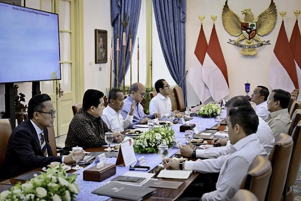 Presiden Setuju Huayou Gantikan LG di Proyek Hilirisasi Baterai