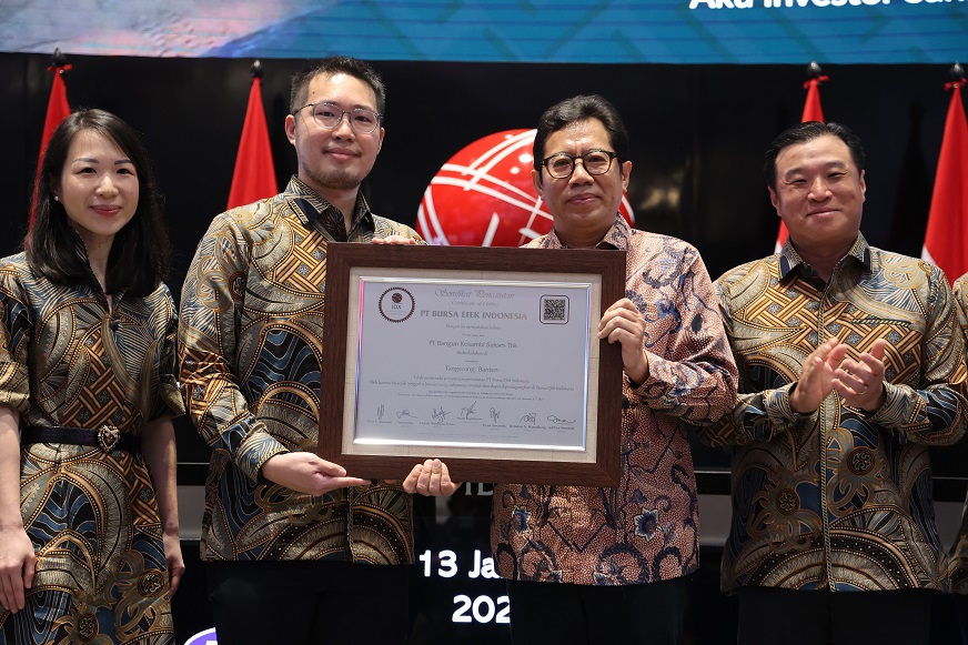 Manajemen CBDK ketika mencatatkan sahamnya di BEI. Emiten Milik Aguan-Salim Grup (CBDK) Umumkan Transaksi Jumbo