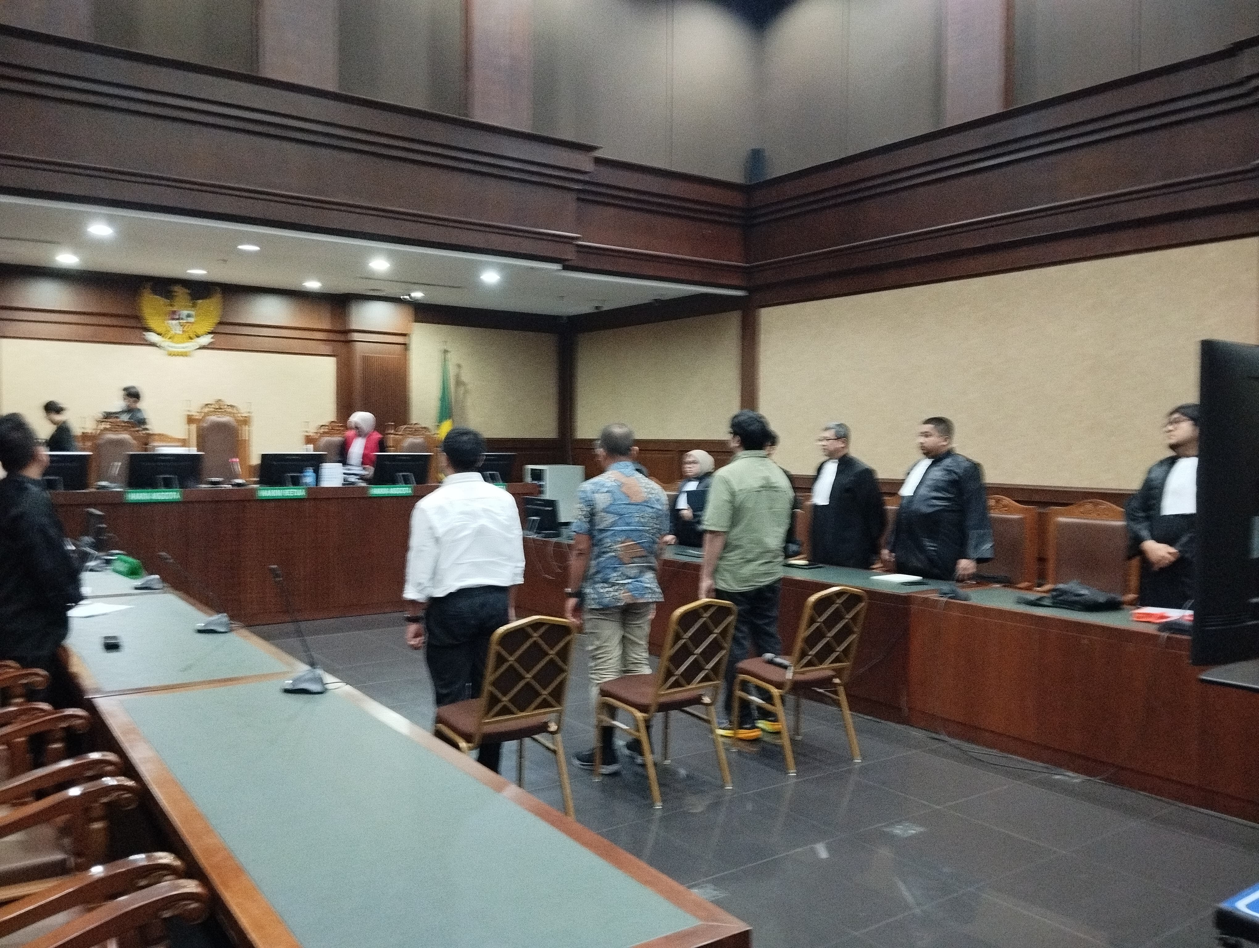 Kasus Korupsi APD Covid-19 Kemenkes, Ini Vonis Untuk Tiga Terdakwa