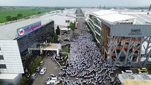 OJK Sebut Saham SRIL Masuk Kriteria Delisting