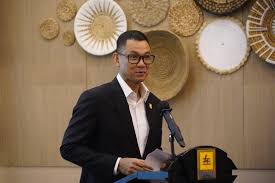 Kembali Pimpin PLN, Ini Rekam Jejak Dirut Darmawan Prasodjo