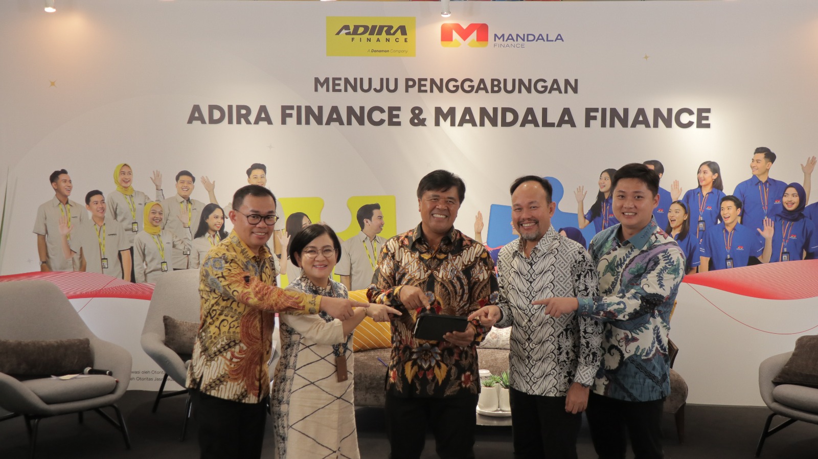 Merger Dua Raksasa Emiten Pembiayaan Terwujud