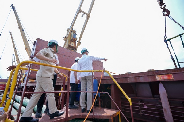 Sepanjang tahun 2024, nilai ekspor dari sektor industri manufaktur menembus USD196,5 miliar atau berkontribusi sebesar 74,25 persen dari total ekspor nasional Industri Manufaktur Catat Surplus USD10,4 Miliar di Triwulan I