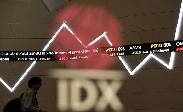 4 Saham Terbang Digembok, Termasuk Milik Taipan Data Center