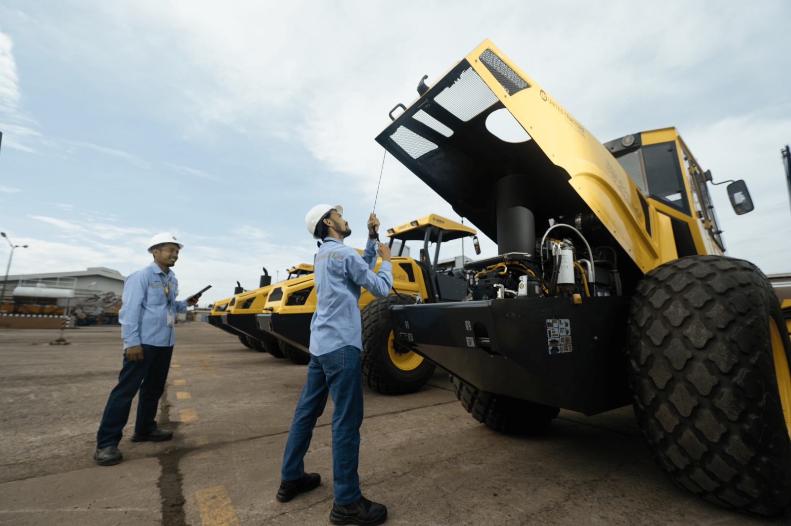 UNTR Grup Astra Update Penjualan Alat Berat