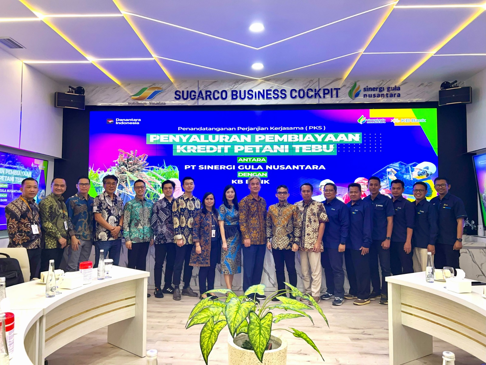 KB Bank Kucurkan Pembiayaan Tebu ke SGN Rp400 Miliar