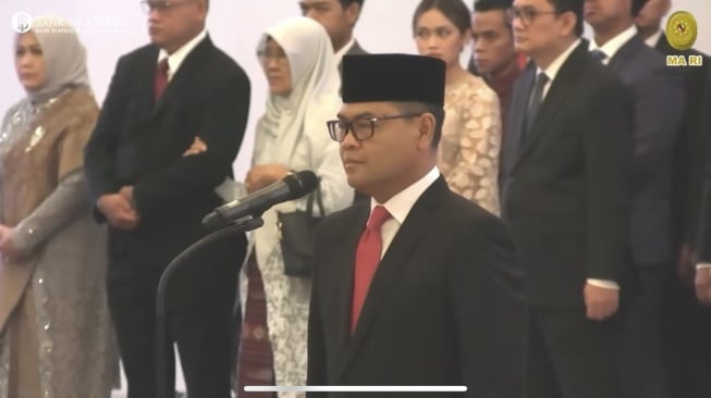 Deputi Gubernur Bank Indonesia (BI) periode 2025-2030, Ricky Perdana Gozali. Dok. BI. Suara. Ricky Perdana Gozali Kini Resmi jadi Deputi Gubernur BI 2025-2030