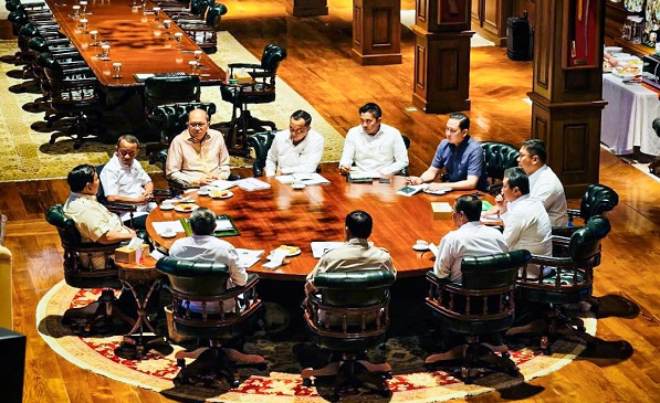 Diikuti Dirut BUMN, Prabowo Gelar Rapat Pemanfaatan Lahan Tak Berizin