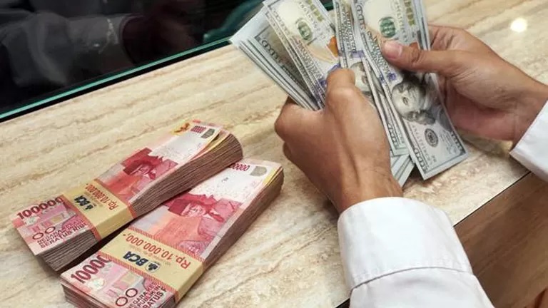 Rupiah Menguat 1,29 Persen Terhadap Dolar AS Hingga 19 Agustus