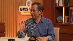 Mahfud Ngaku Dengar Gaji Anggota DPR Capai Miliaran Sebulan