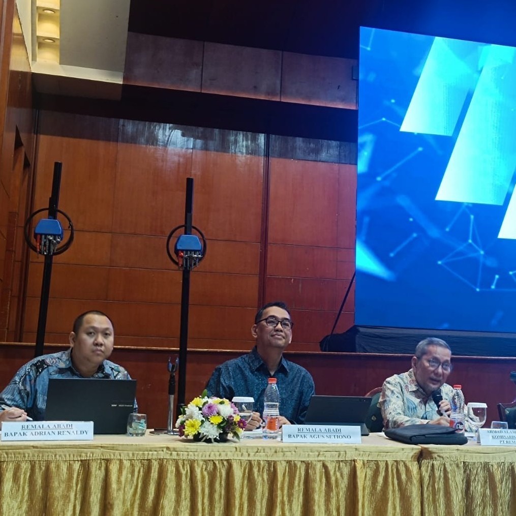 Manajemen DATA ketika mencatatkan sahamnya di BEI. Dicaplok Grup Djarum, Begini Remala (DATA) Jaga Pertumbuhan