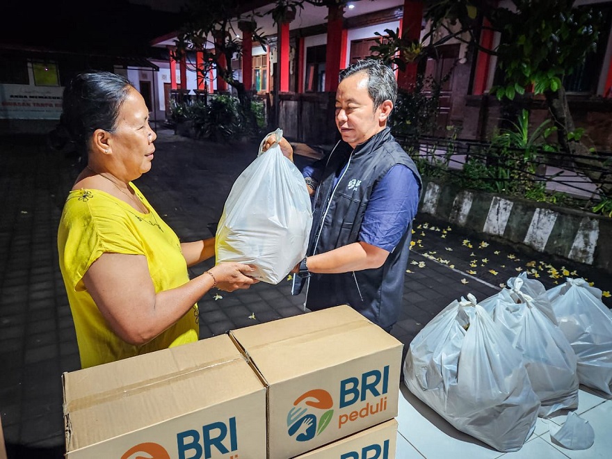 BRI Peduli Gerak Cepat Bantu Korban Banjir Bali & NTT