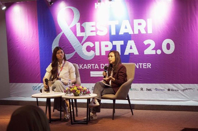 Suasana booth Sompo Insurance di event Lestari Cipta 2.0 yang berlangsung di Jakarta, Minggu (14/9). Sompo Insurance Gelar Talkshow Literasi Keuangan & Kesehatan