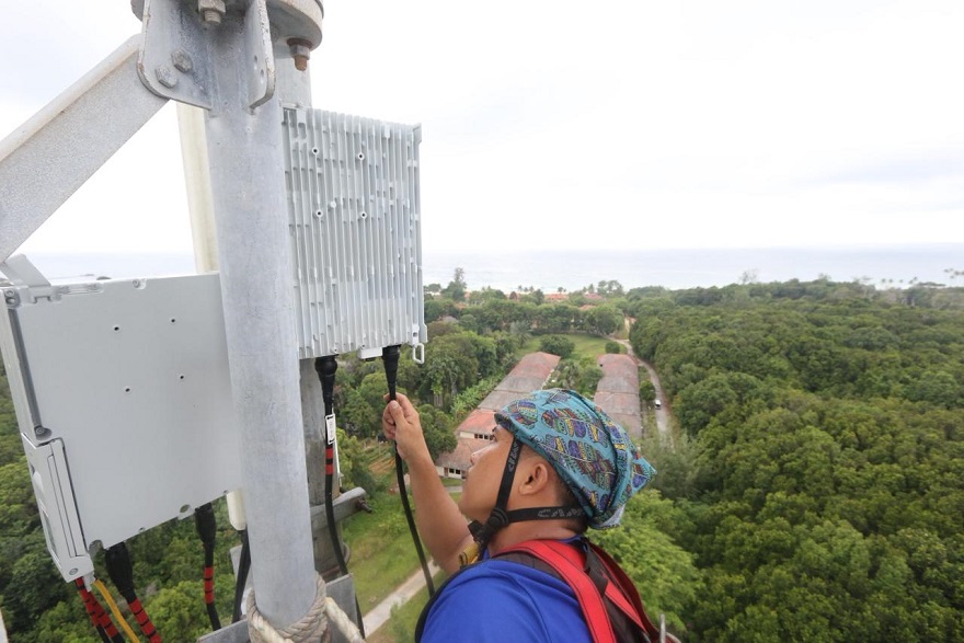 Salah satu menara telekomunikasi milik EXCL Direktur EXCL Lanjut Borong Saham Harga Bawah