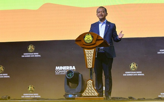 Pemerintah Serahkan 20 Proyek Hilirasi Senilai Rp618T untuk Rakyat