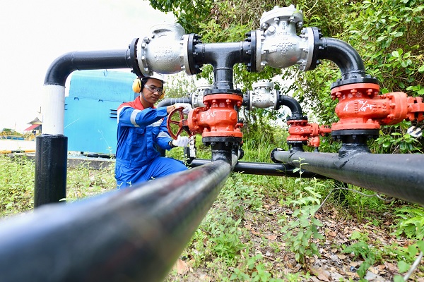 PHR menjalankan rencana pengembangan teknologi Chemical Enhanced Oil Recovery (CEOR) Minas Stage-1 pada sumur-sumur mature di Lapangan Minas untuk mendorong peningkatan produksi minyak.(Foto: Pertamina) Dongkrak Produksi, PHR Kembangkan Teknologi CEOR di Lapangan Minas