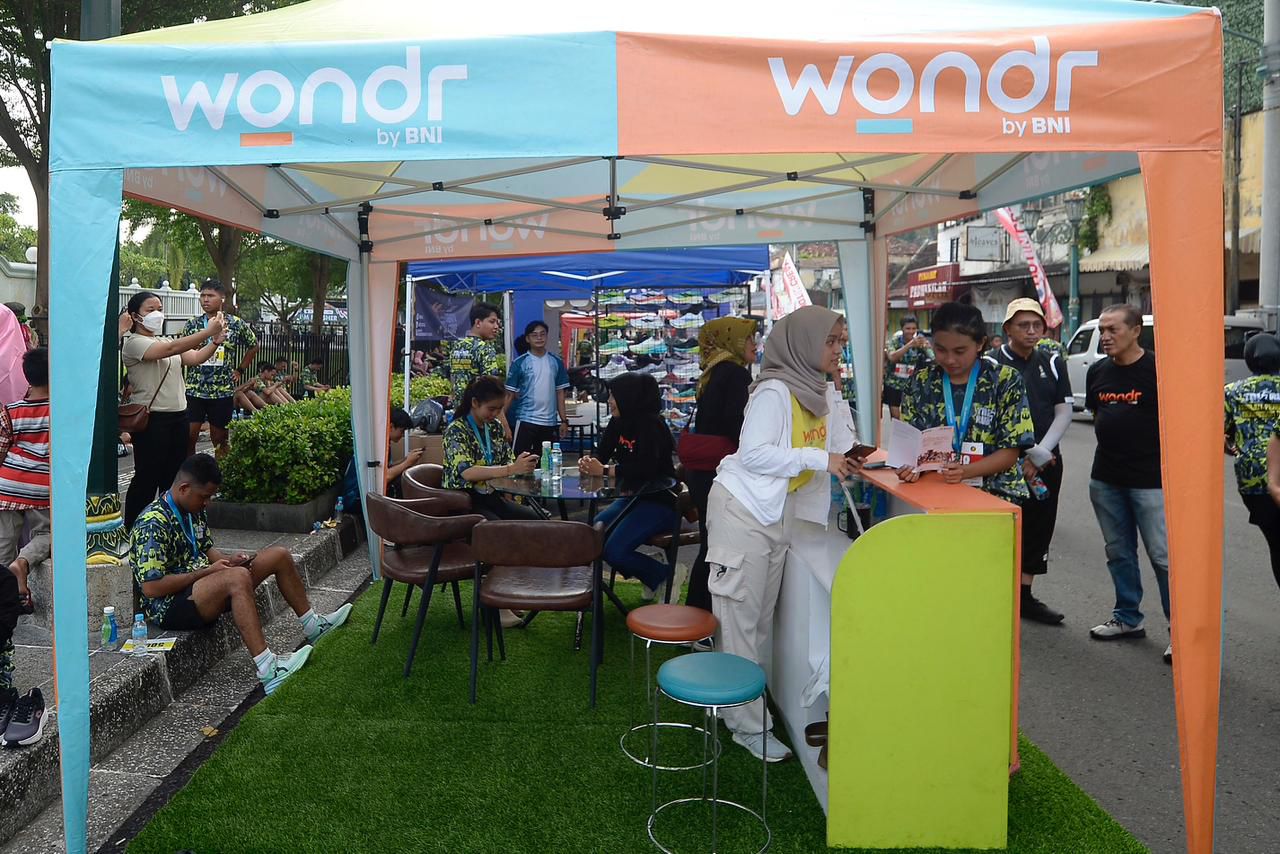 Potret wonder by BNI Booth TNI RUN 2025 di Yogyakarta yang berlangsung pada 17–19 Oktober 2025. BNI Gaet Milenial di TNI RUN 2025 Lewat Transaksi Modern