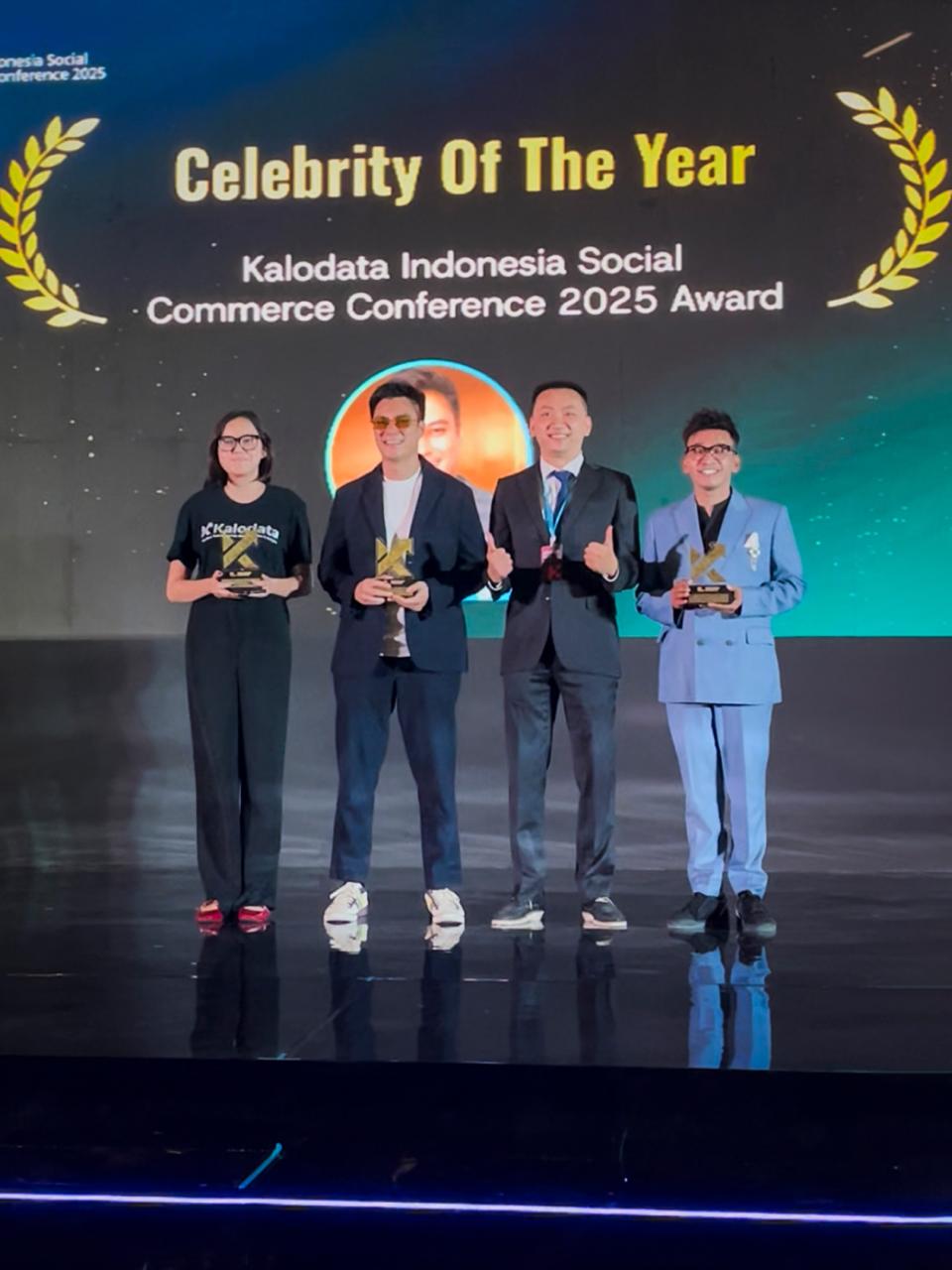 Folago (IRSX) Borong 5 Penghargaan di Kalodata Awards 2025, Termasuk “Agency of The Year” Folago (IRSX) Sabet 5 Piala di Kalodata Awards 2025