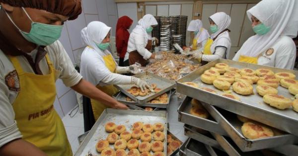 industri makanan (Foto: Dok) Tumbuh 6,18 Persen, Sektor Mamin Sumbang 7,07 Persen PDB