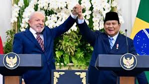 Presiden Brazil Luiz InĂ¡cio Lula da Silva (kiri) dan Presiden Prabowo Subianto. Dok. Presiden RI. Presiden Lula Dorong Perdagangan RI-Brazil Tanpa Dolar Amerika