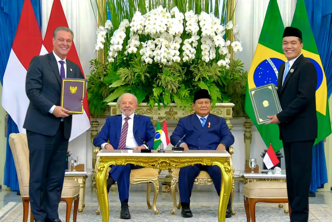 Indonesia dan Brasil menandatangani MoU tentang kerja sama tindakan Sanitary dan Phytosanitary (SPS) serta sertifikasi di Istana Negara Jakarta,  Kamis (23/10/2025). Dok. Barantin. Perkokoh Sistem Keamanan Hayati, Indonesia-Brasil Kerja Sama Sanitari