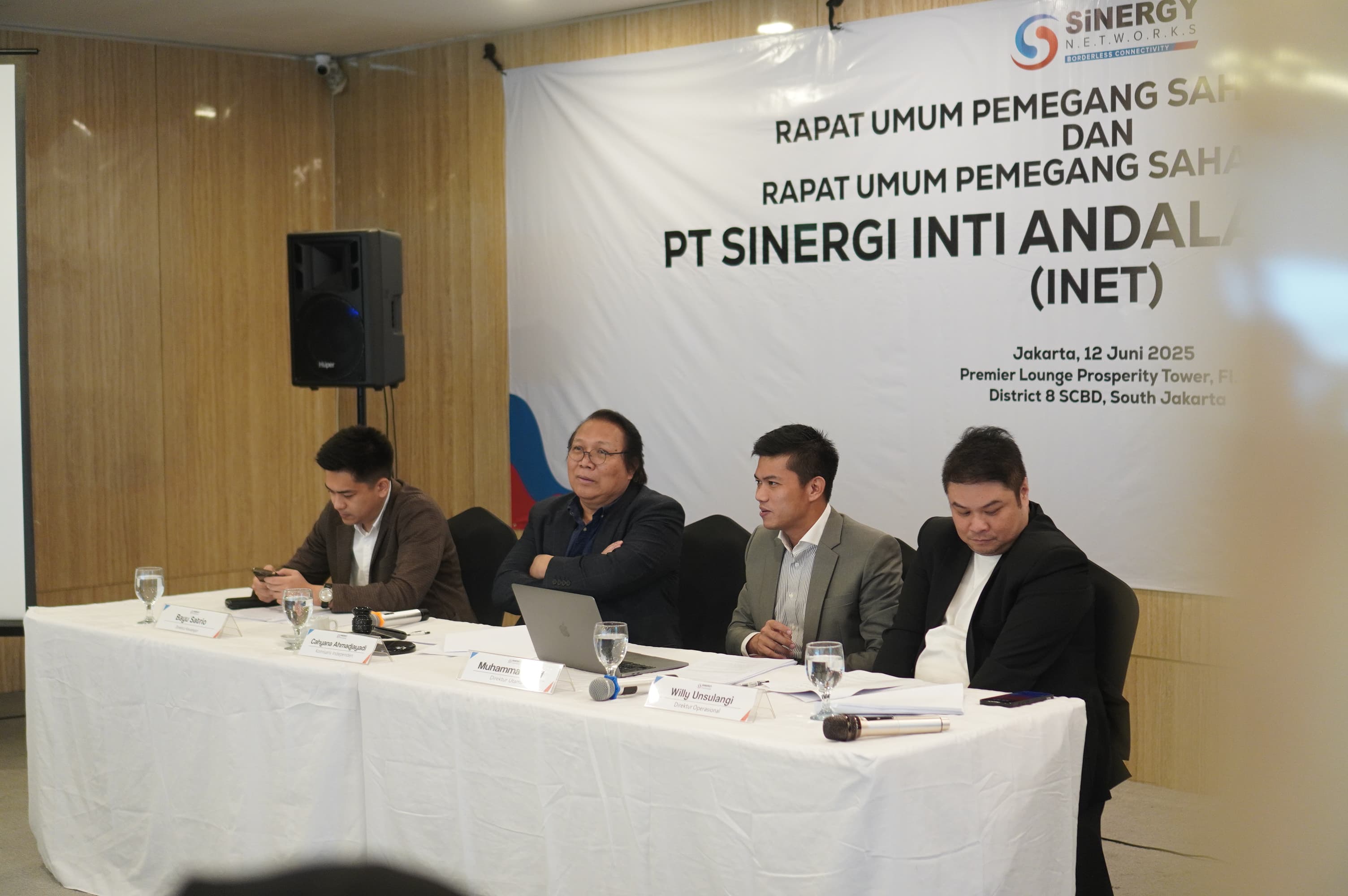 Jajaran manajemen PT Sinergi Inti Andalan Prima Tbk (INET) menyelenggarakan Public Expose Tahunan. FOTO/INET Sinergi (INET) Akuisisi 53,57 Persen Saham PADA