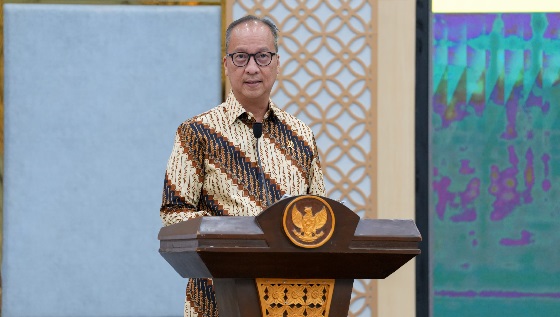 Menteri Perindustrian Agus Gumiwang Kartasasmita pada pembukaan Rapat Kerja Kementerian Perindustrian 2025 di Jakarta, Senin (27/10).(Foto: Kemenperin) Wujudkan Asta Cita, Kemenperin Luncurkan Strategi Baru Industrialisasi