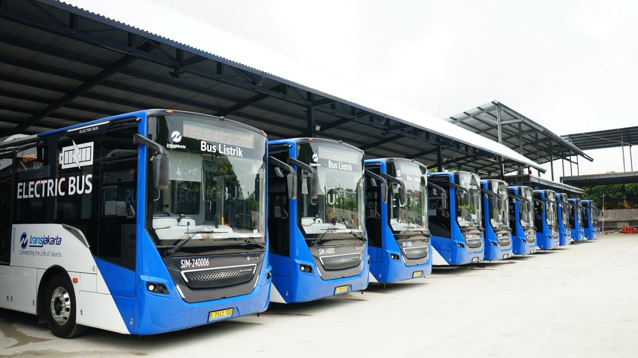 Deretan mobil listrik produksi VKTR. VKTR Catat Pendapatan Rp717 Miliar, Tumbuh 11% di Kuartal III