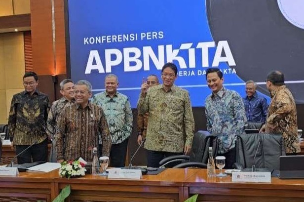 Purbaya Jelaskan Kenapa Tak Pangkas Defisit Yang Membengkak