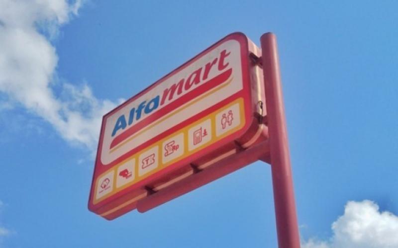 Dilema Sang Raja Retail, Menelisik Retakan di Balik Dominasi Alfamart