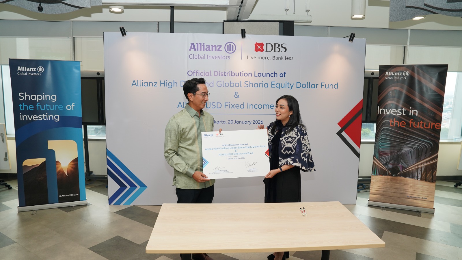 AllianzGI dan Bank DBS Perluas Akses Investasi Global Berbasis USD