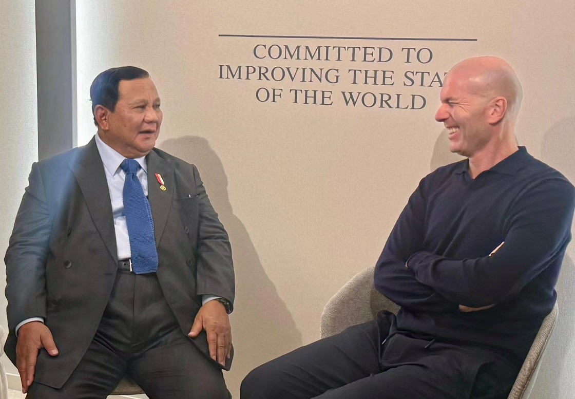 Prabowo dan Zinedine Zidane Bertemu di Davos, Ini yang Dibahas