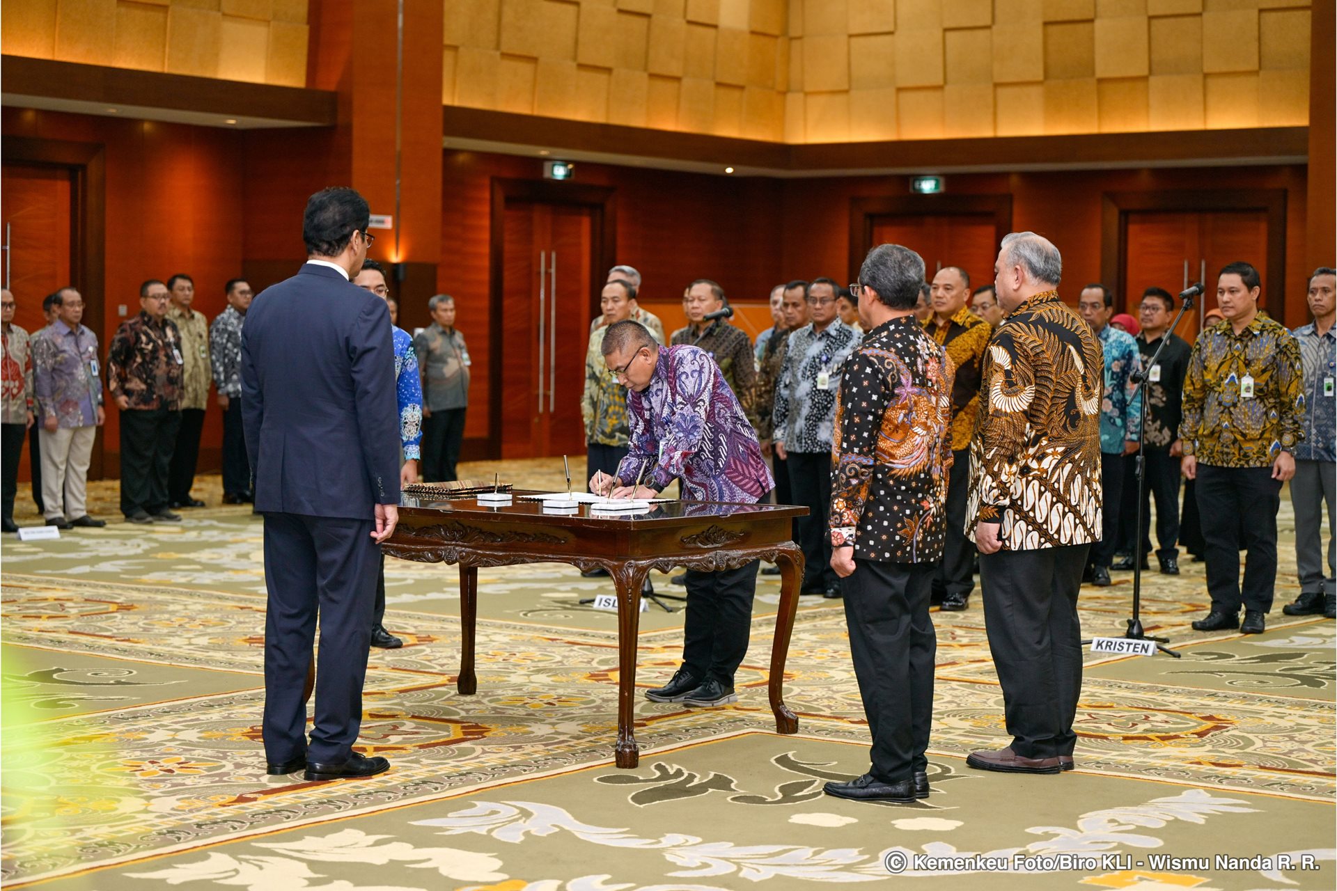 Rotasi 22 Pejabat DJBC, Purbaya Tak Segan Rombak Ulang Jika Mengecewak