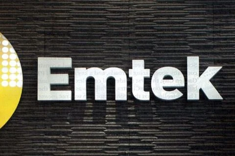 Apakah Lonjakan Laba EMTK Cerminan Fundamental atau Anomali?