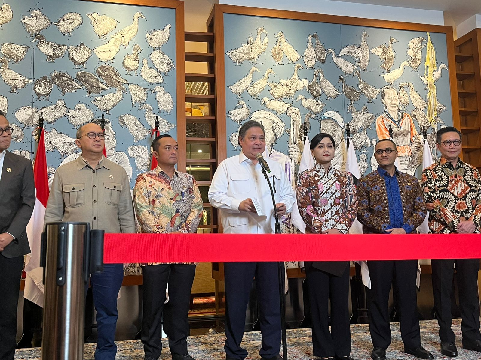 Transisi Kepemimpinan di OJK, Kiki dan Hasan Kembali Urus Pasar Modal