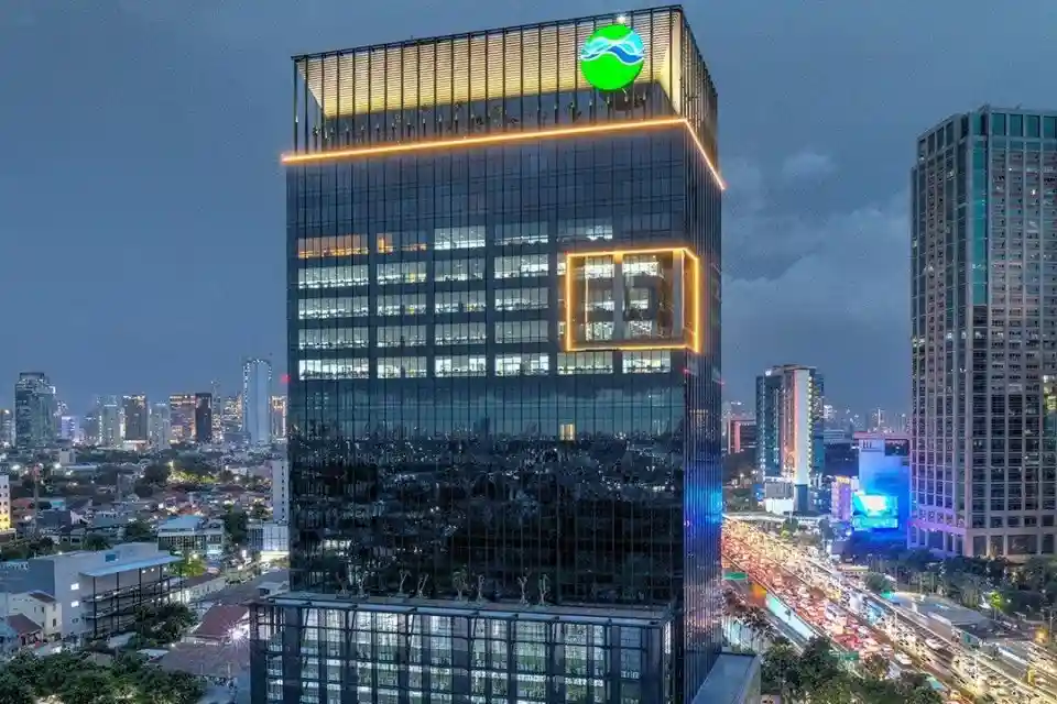 BREN Lawan Arus, Buyback Rp2 Triliun di Tengah Aturan Free Float