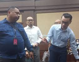 Soal Buron Riza Chalid, Riva Siahaan Ngaku Diintimidasi Penyidik