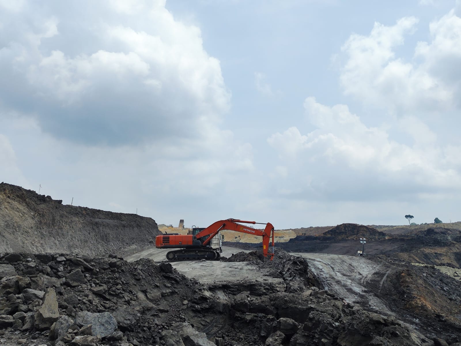 Plafon Naik Rp37,5M, DAAZ Guyur Pinjaman Rp15,5 Miliar ke Anak Usaha