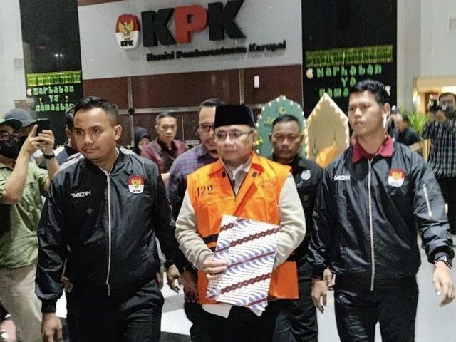 KPK Tahan Gus Yaqut! 