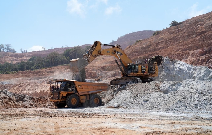 Saham Cuma Turun 6 Persen, MBMA Jor-Joran Buyback Rp1,7 Triliun!