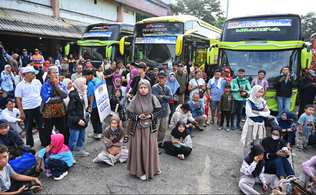 Pergerakan Penumpang Angkutan Umum Hari Lebaran Capai 873.918 Orang