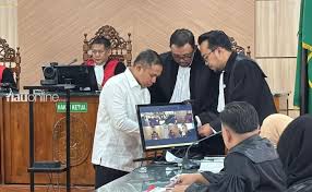 Ikuti Yaqut Minta Tahanan Rumah, Gubernur Riau Nonaktif Bersiap Kecewa